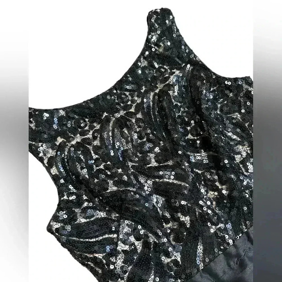 Monique Lhuillier A-Line Lace Pattern Mini Dress size 8 - Picture 4 of 9